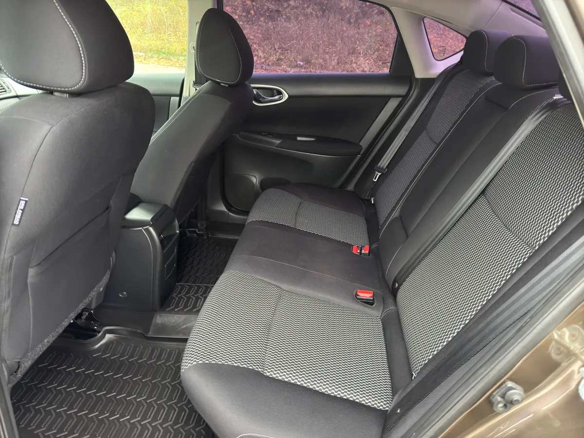 Nissan Sentra 1.6 МТ (117 л.с.)