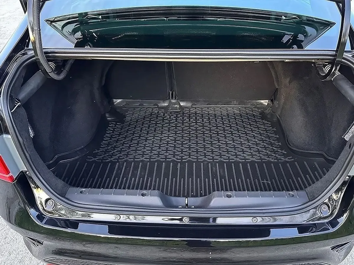 ВАЗ (Lada) Vesta 1.6 MT (118 л.с.)