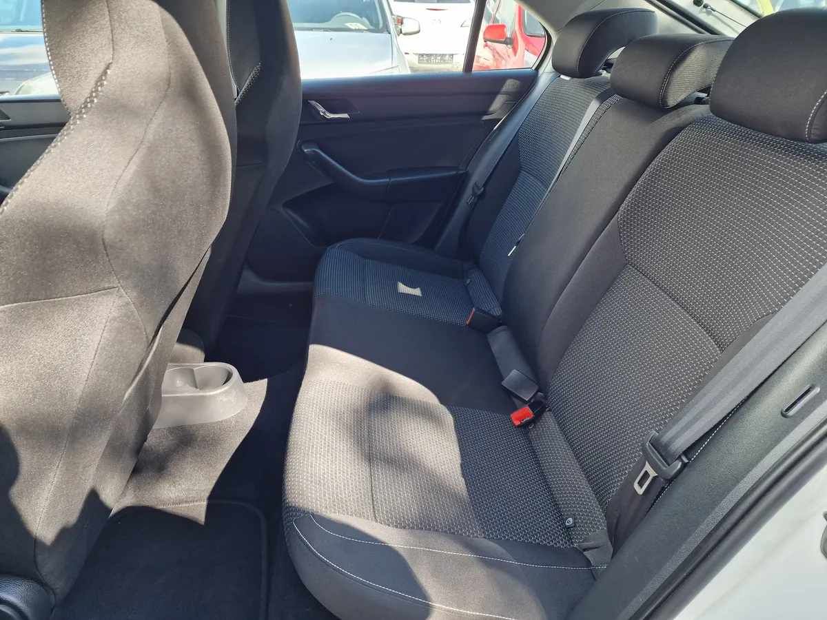 Skoda Rapid 1.4 AMT (122 л.с.)