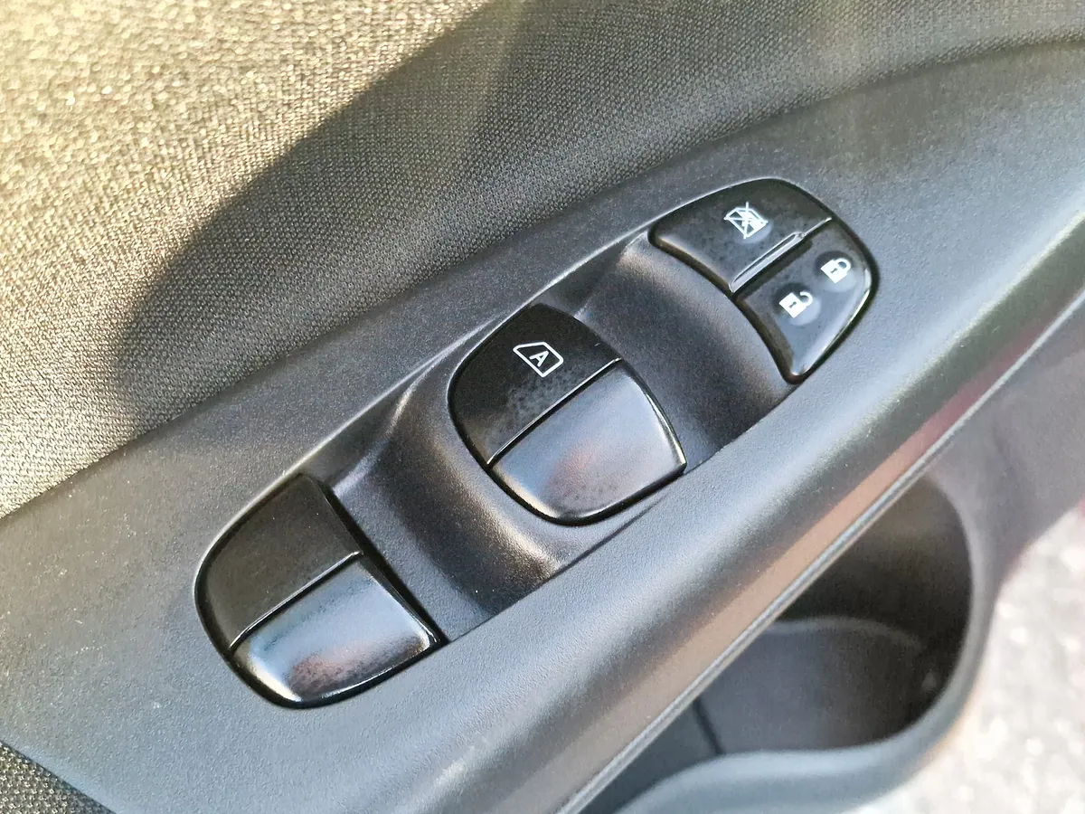 Nissan Sentra 1.6 CVT (117 л.с.)