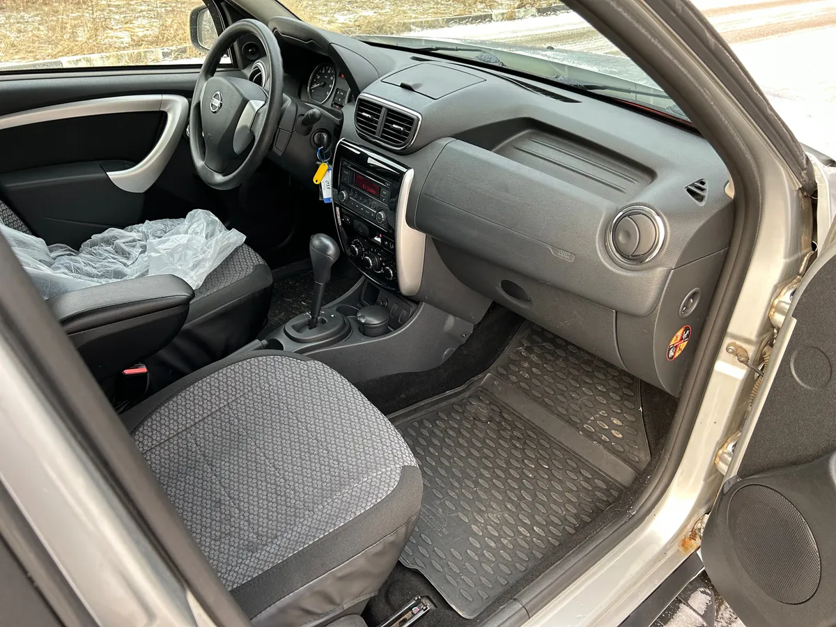 Nissan Terrano 2.0 AT (135 л.с.)