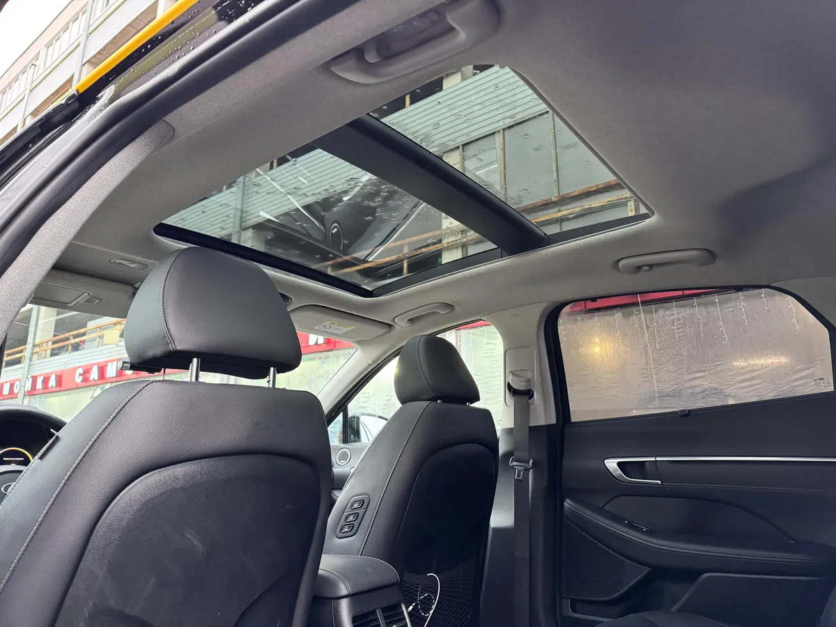 Hyundai Sonata 2.5 (180 л.с.) бензин, АКПП, передний привод