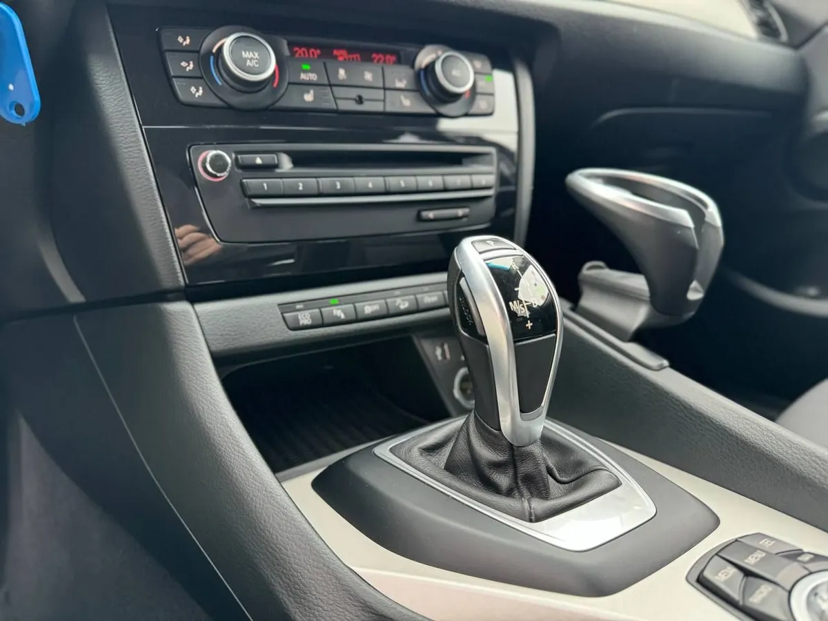 BMW X1 xDrive20i AT (184 л.с.)