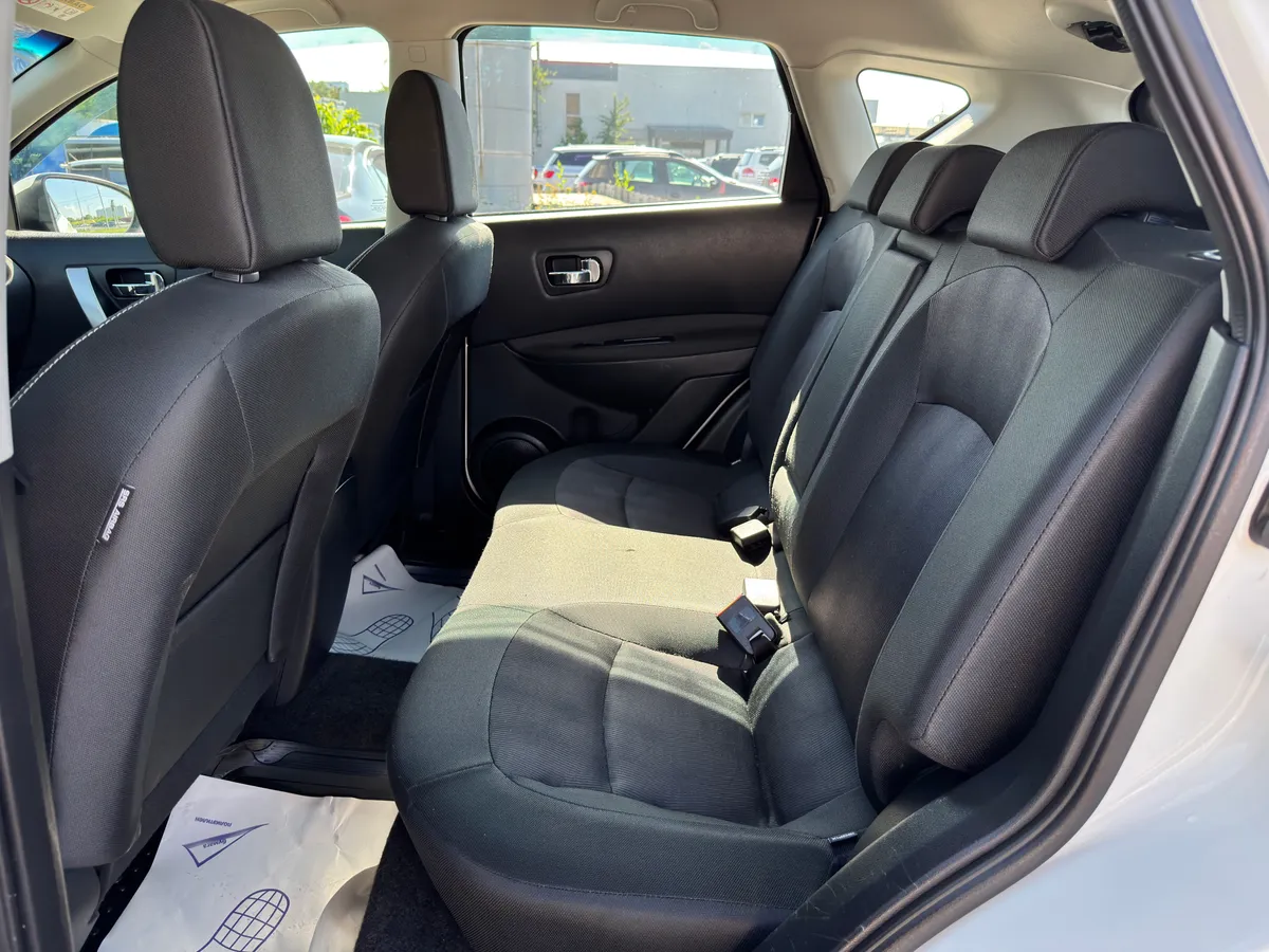 Nissan Qashqai 1.6 CVT FWD (117 л.с.)