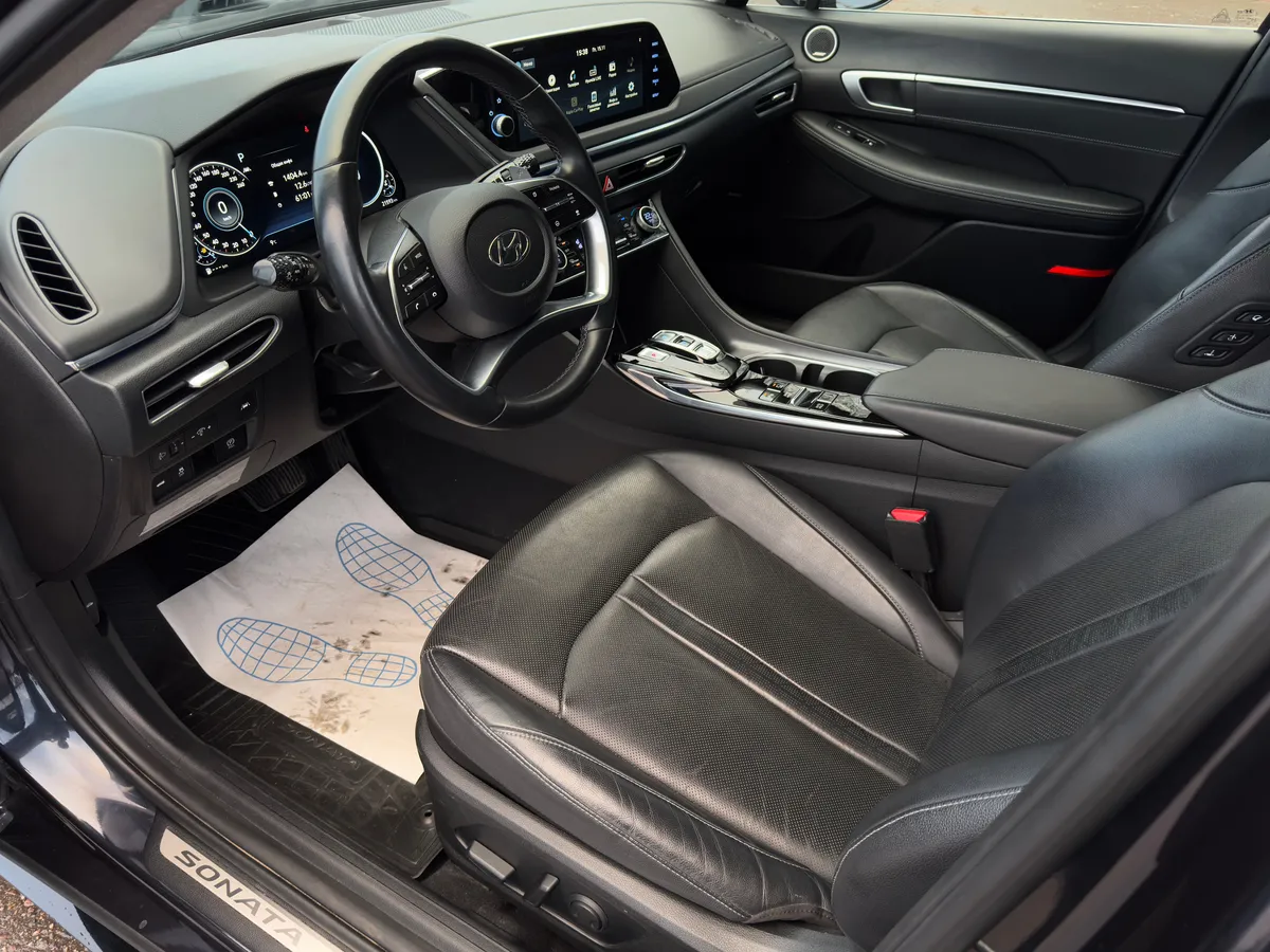 Hyundai Sonata 2.5 (180 л.с.) бензин, АКПП, передний привод