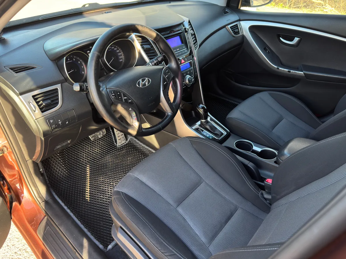 Hyundai i30 1.6 AT (130 л.с.)