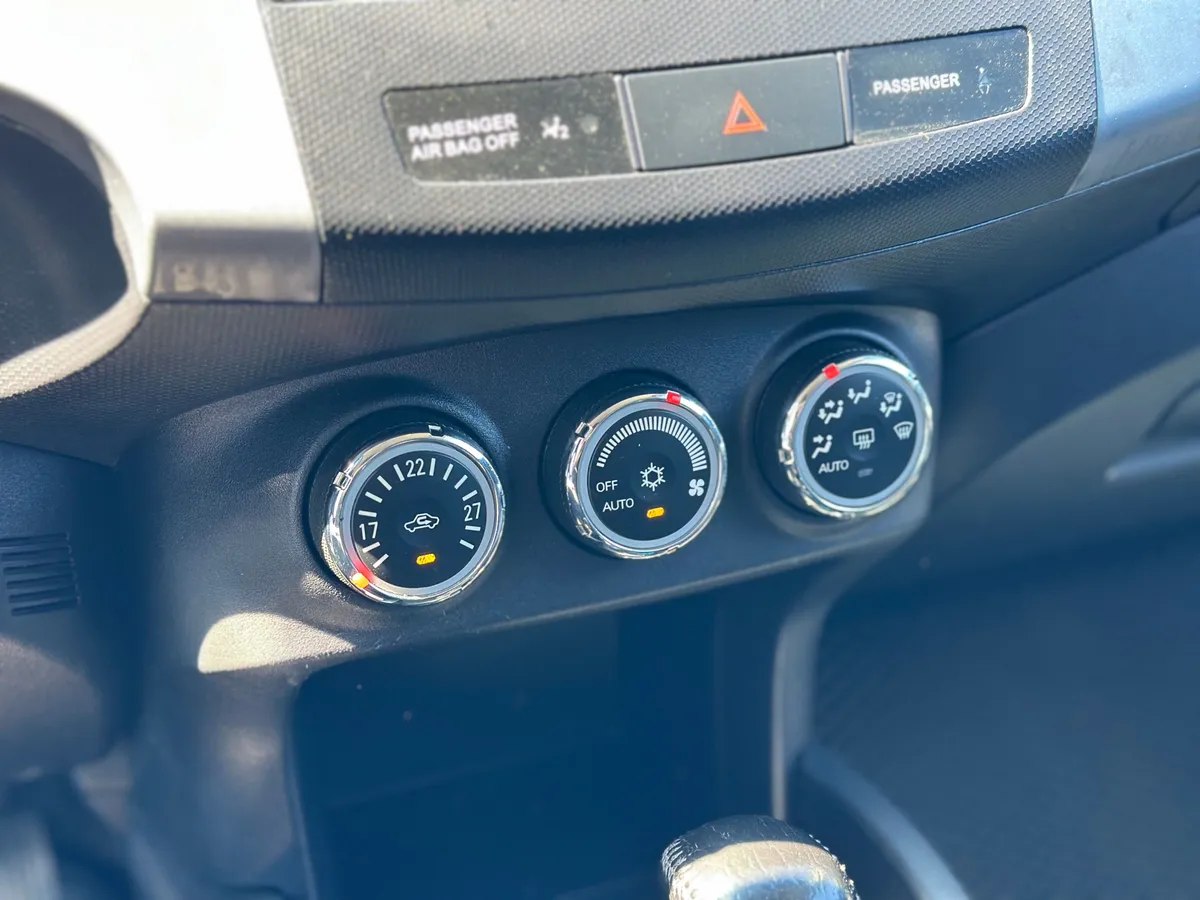 Mitsubishi Outlander 2.4 л, 170 л.с., Бензин, Вариатор, полный привод (4WD)