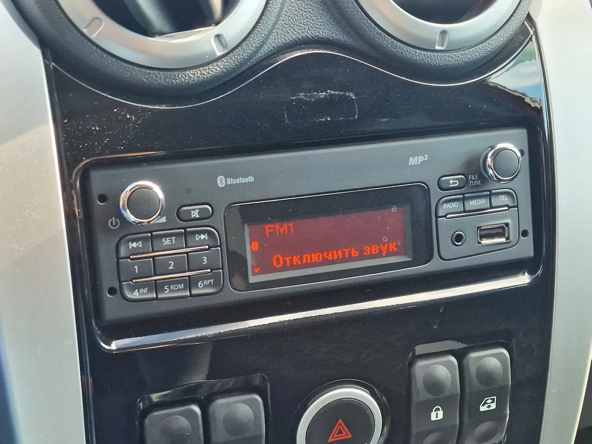 ВАЗ (Lada) Largus 1.6 MT 16 кл (7 мест) (106 л.с.)