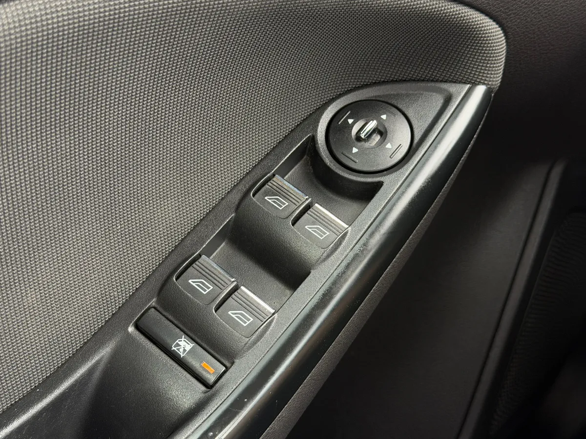 Ford Focus 1.6 PowerShift (125 л.с.), 2012 — фото 10