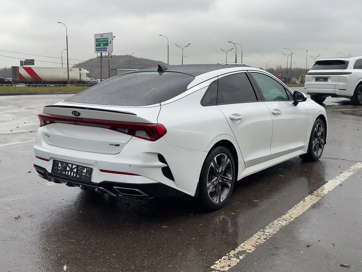 Kia K5 2.5 AT (194 л.с.)