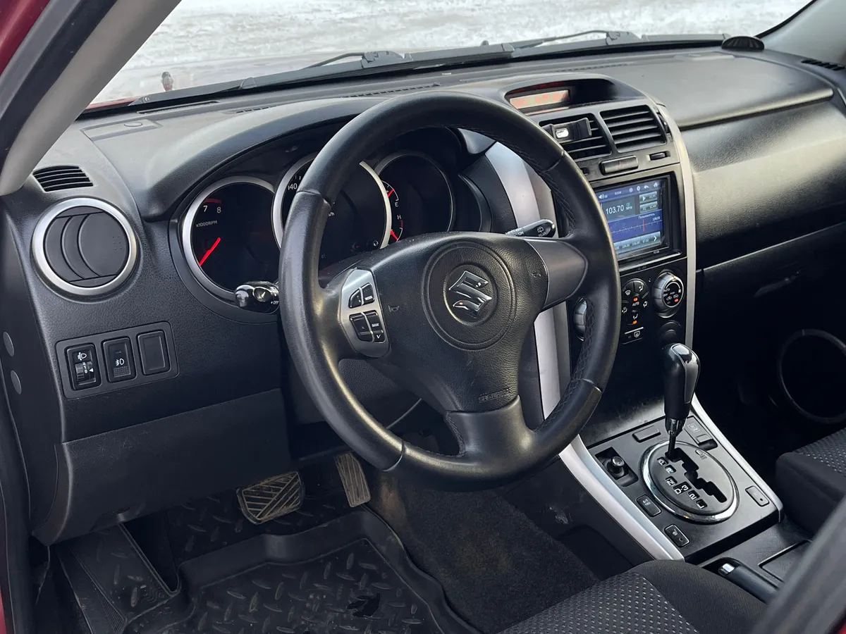 Suzuki Grand Vitara 2.0 AT 4WD (140 л.с.)