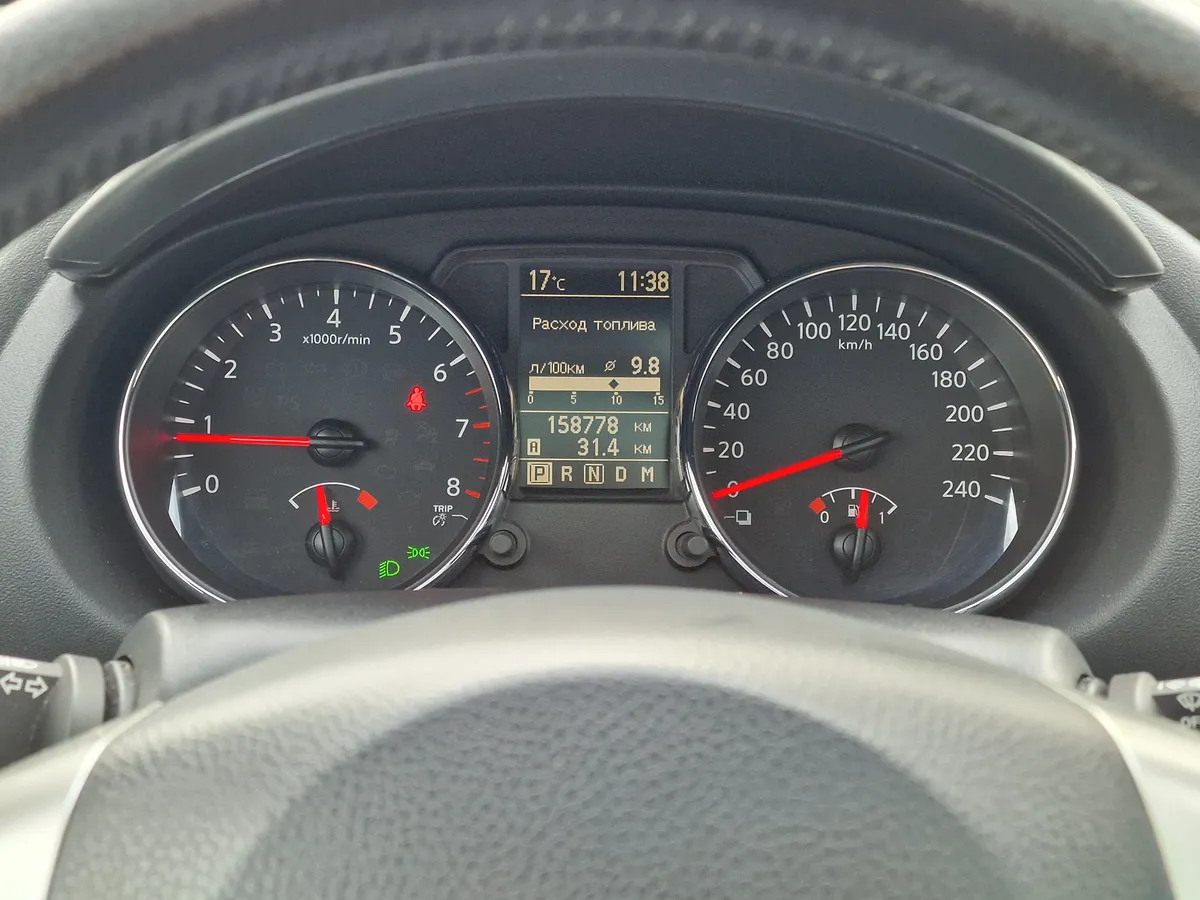 Nissan Qashqai 2.0 CVT AWD (141 л.с.)