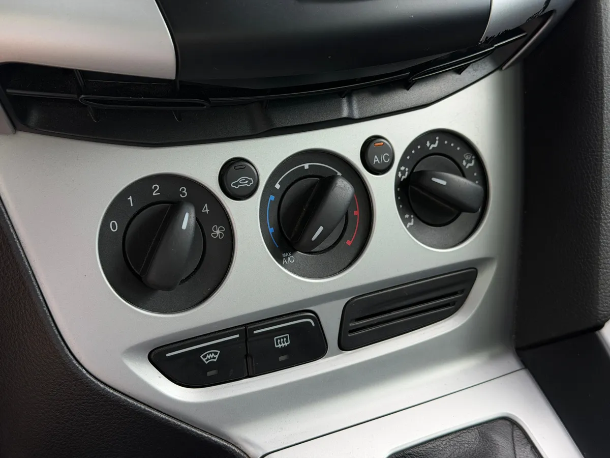 Ford Focus 1.6 PowerShift (125 л.с.), 2012 — фото 9