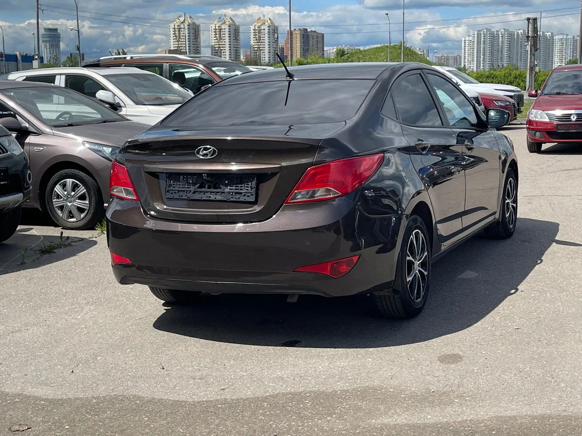 Hyundai Solaris 1.6 AT (123 л.с.)