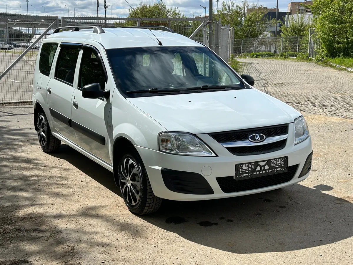 картинка ВАЗ (Lada) Largus 1.6 MT 16 кл (7 мест) (106 л.с.) от galaxy-auto