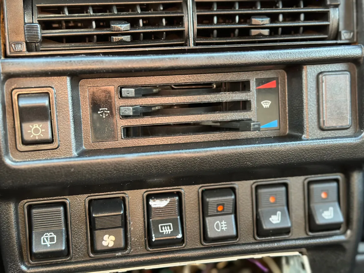 ВАЗ (Lada) 2121 (4x4) 1.7 MT 4WD (83 л.с.)