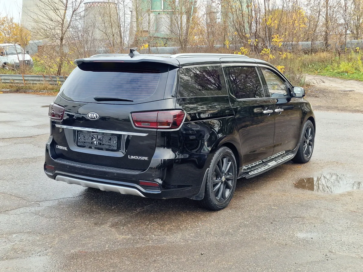 Kia Carnival 2.2 AT (202 л.с.)
