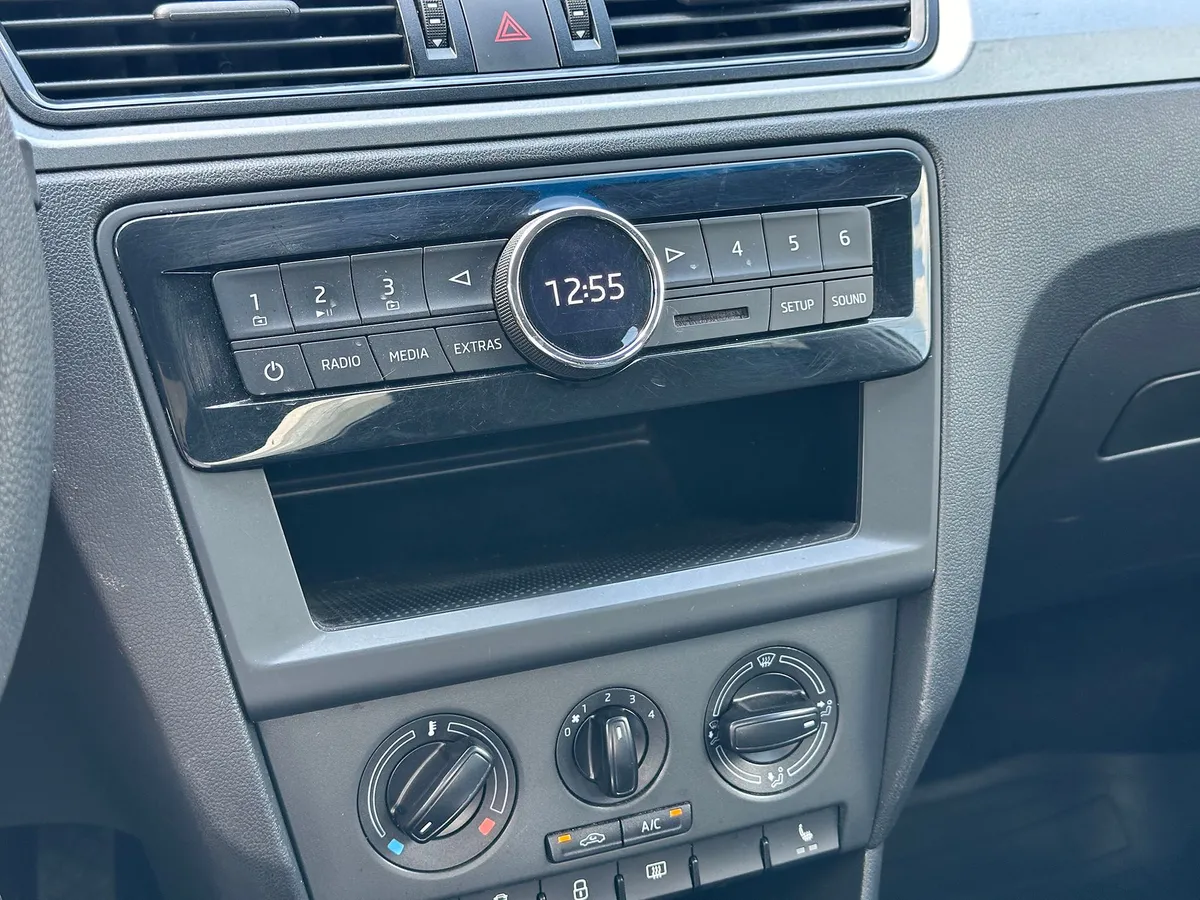 Skoda Rapid 1.6 AT (110 л.с.)