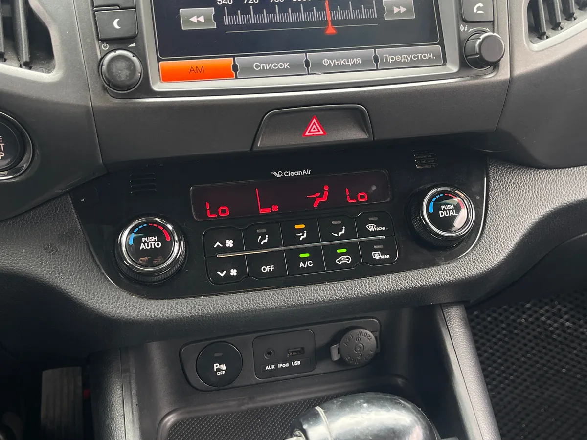 Kia Sportage 2.0 AT (150 л.с.), 2012 — фото 9
