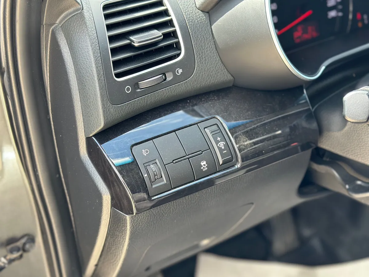 Kia Sorento 2.4 AT (175 л.с.)