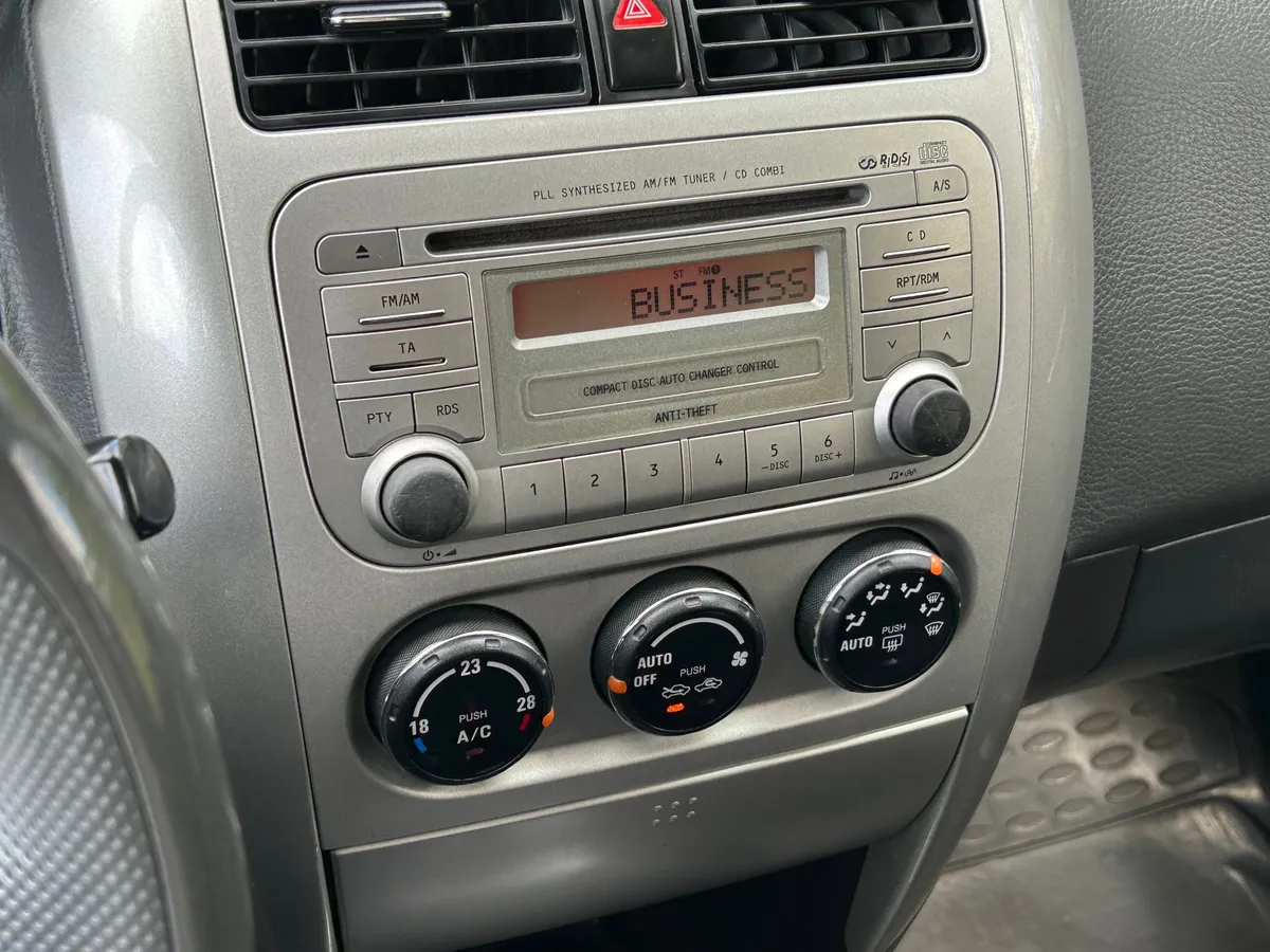 Suzuki Liana 1.6 AT 4WD (106 л.с.)