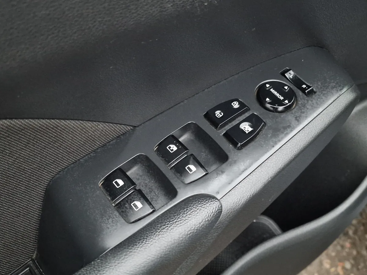 Hyundai Solaris 1.6 MT (123 л.с.)