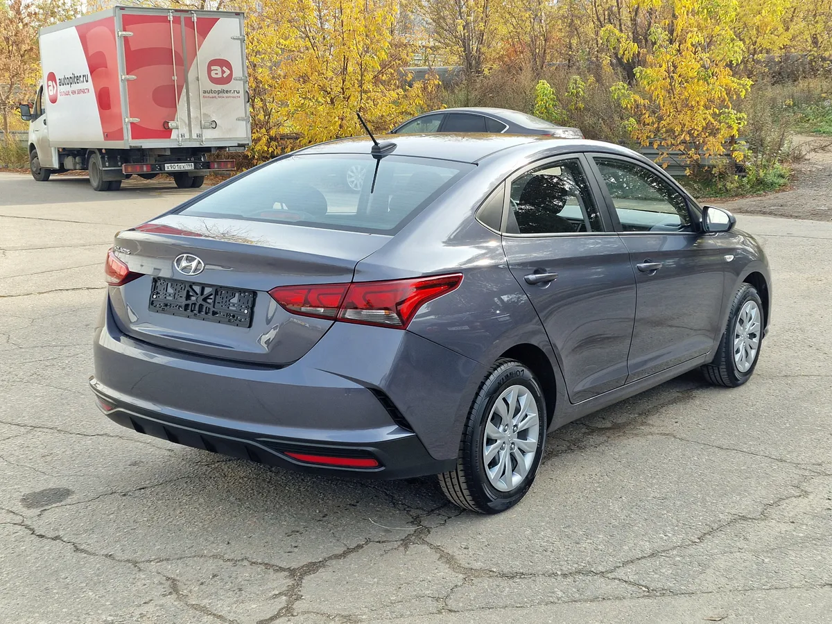 Hyundai Solaris 1.6 AT (123 л.с.)