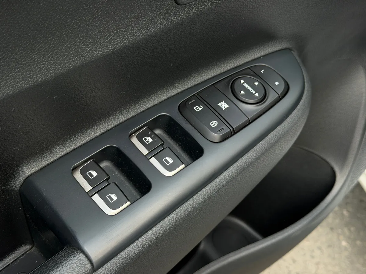 Kia Rio 1.6 AT (123 л.с.)
