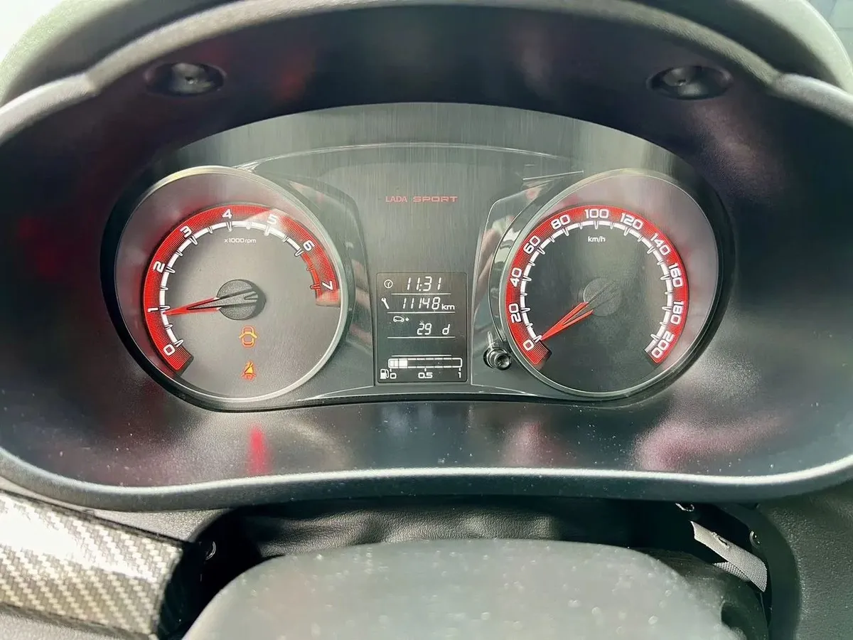 ВАЗ (Lada) Granta 1.6 AT (98 л.с.)