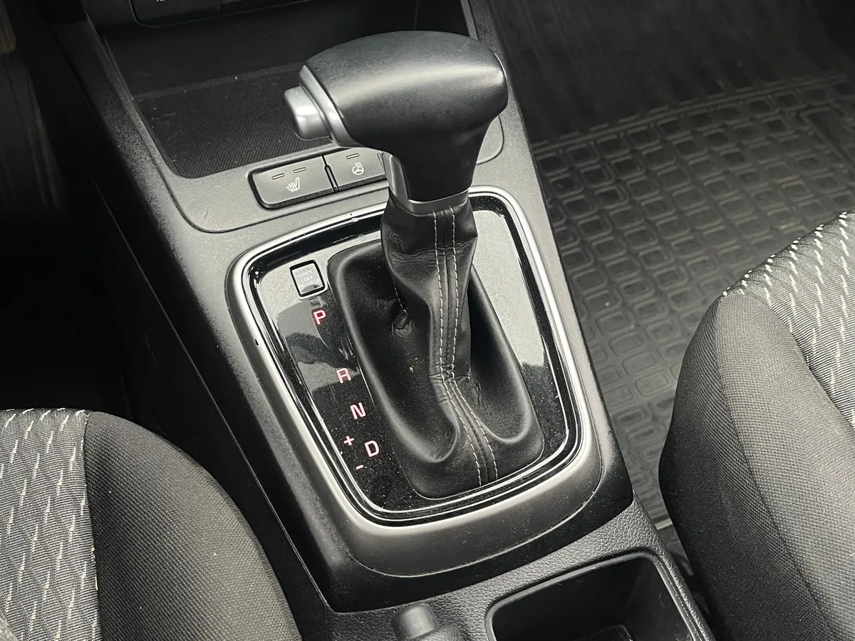Kia Rio 1.6 AT (123 л.с.), 2019 — фото 10