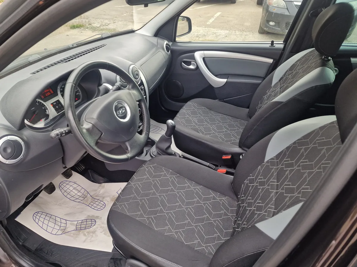 ВАЗ (Lada) Largus 1.6 MT 16 кл (5 мест) (106 л.с.)