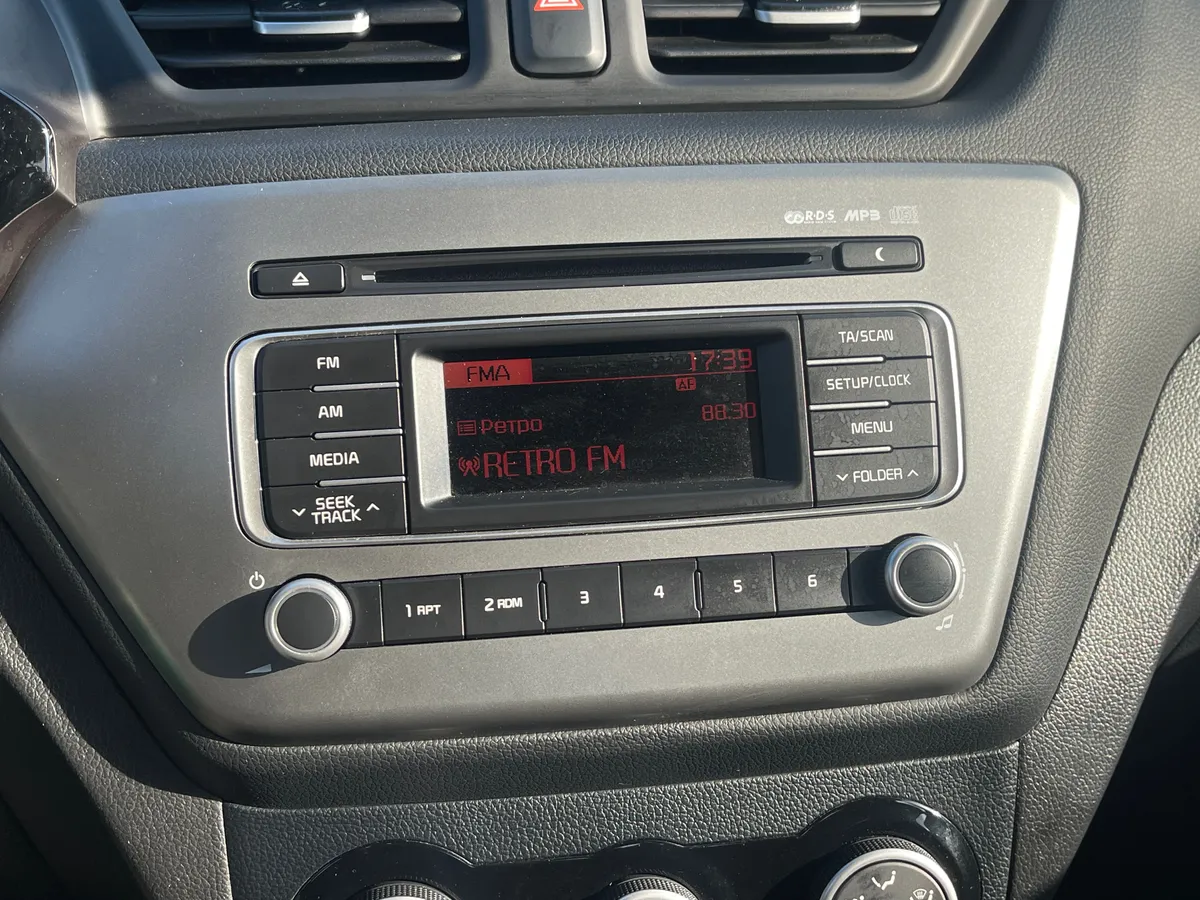 Kia Rio 1.6 AT (123 л.с.), 2016 — фото 9