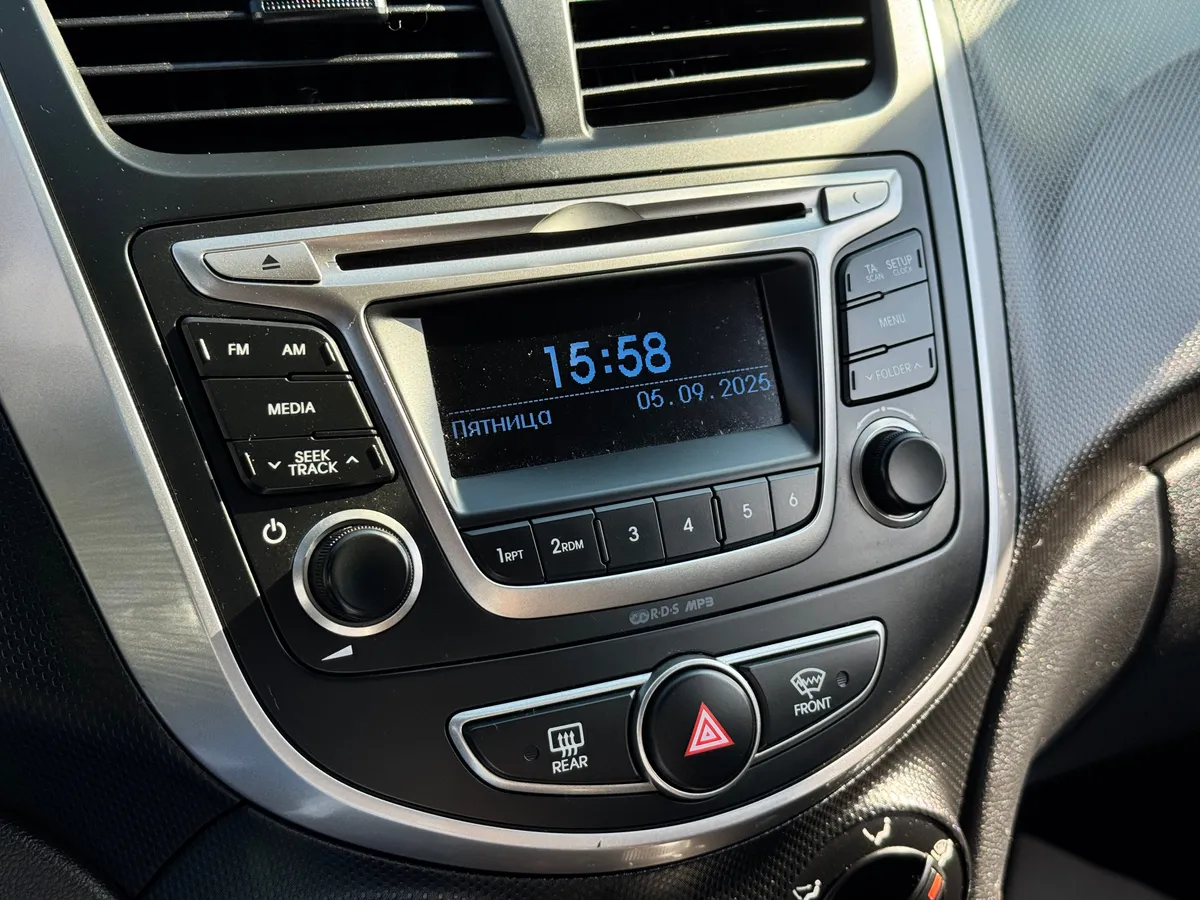 Hyundai Solaris 1.4 MT (107 л.с.)