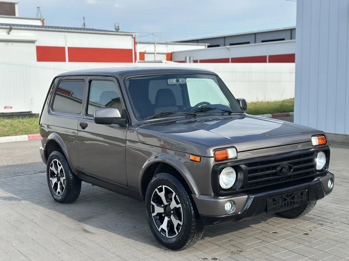 картинка ВАЗ (Lada) 2121 (4x4) 1.7 MT 4WD (83 л.с.) от galaxy-auto