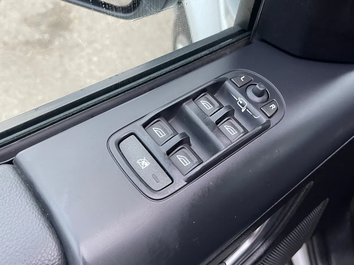 Land Rover Freelander 3.2 AT (233 л.с.)