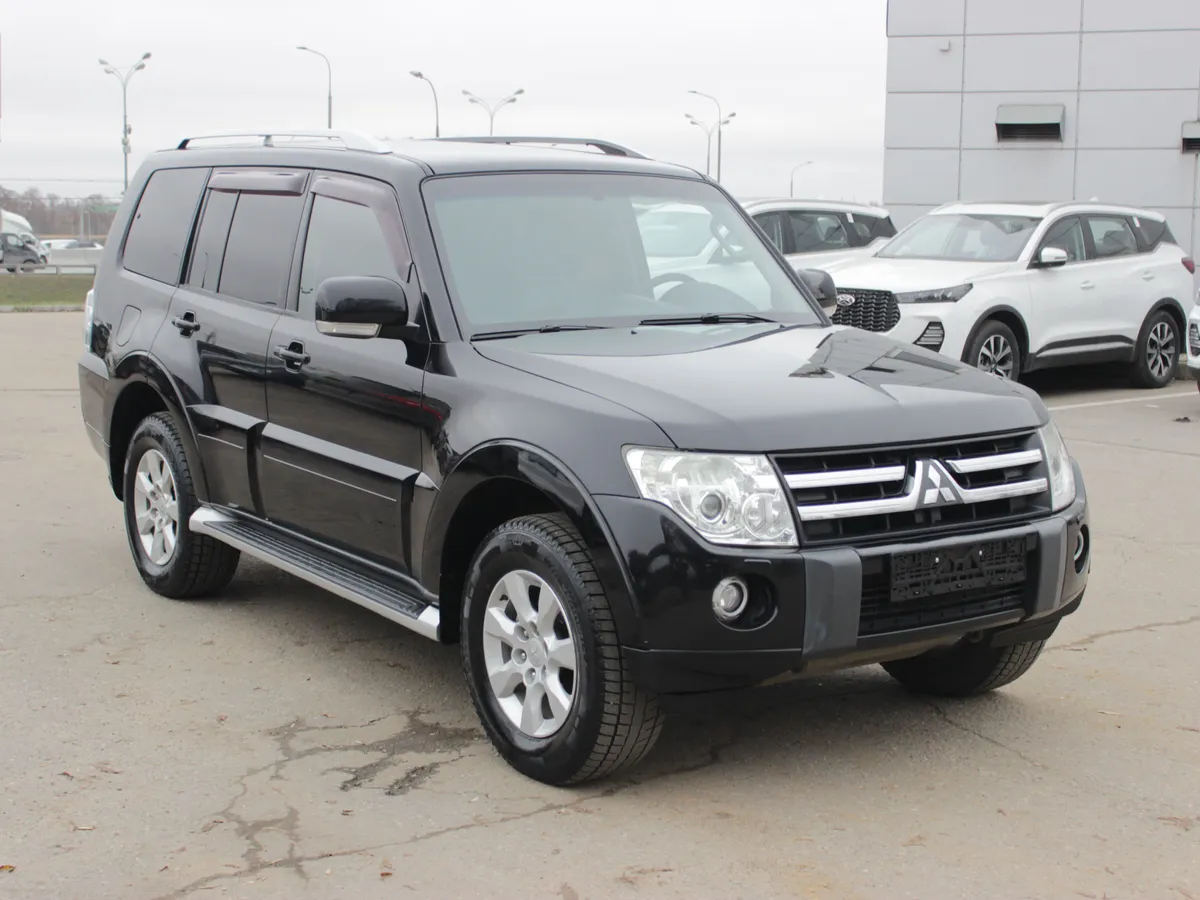 картинка Mitsubishi Pajero 3.0 AT (178 л.с.) от galaxy-auto