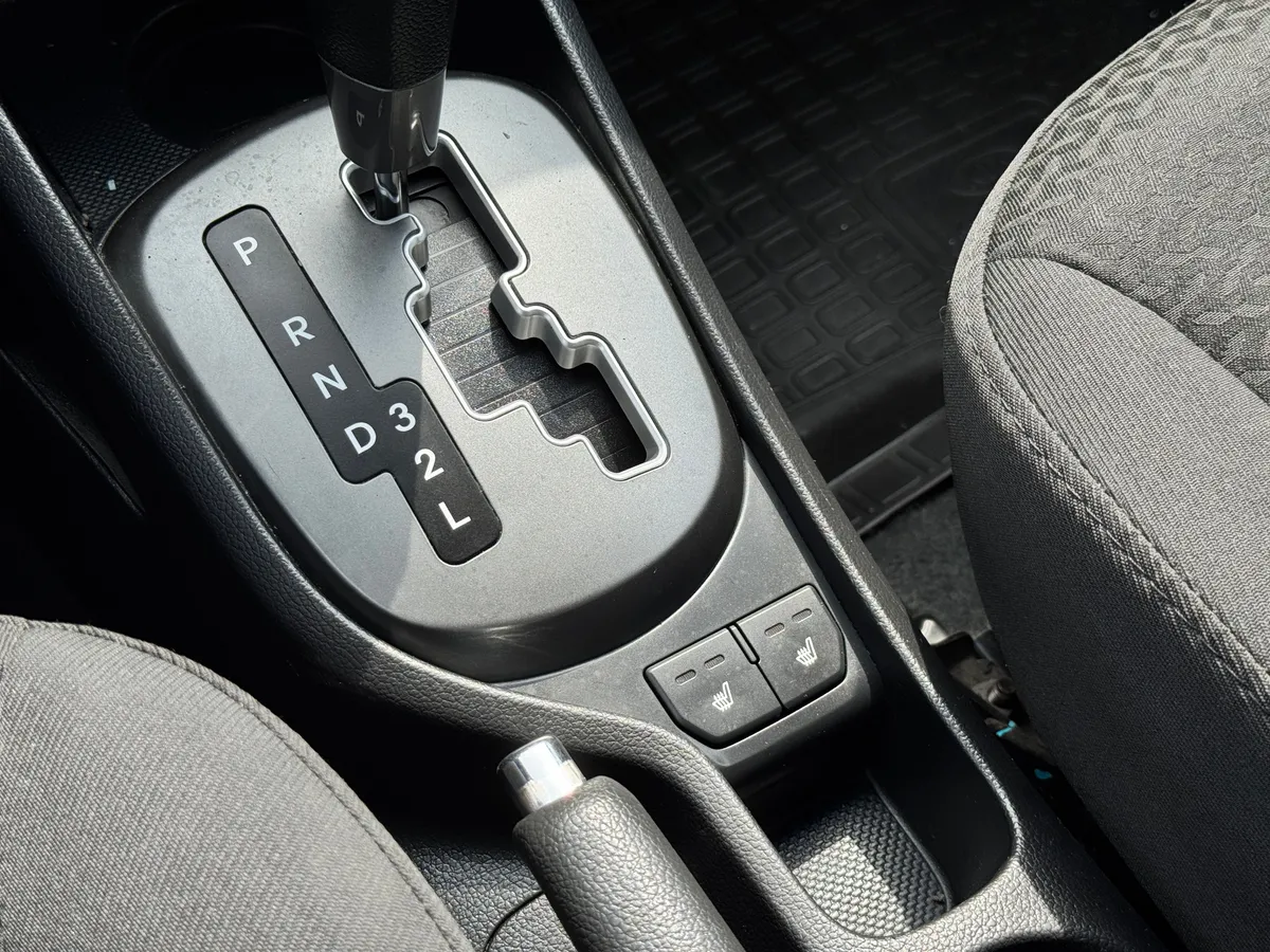 Kia Rio 1.6 AT (123 л.с.)