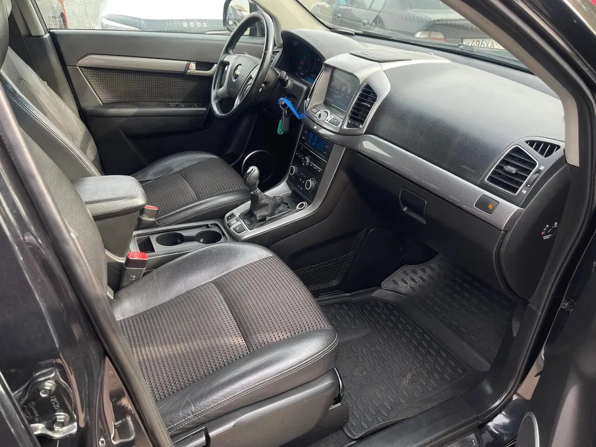 Chevrolet Captiva 2.2 MT (184 л.с.), 2012 — фото 6