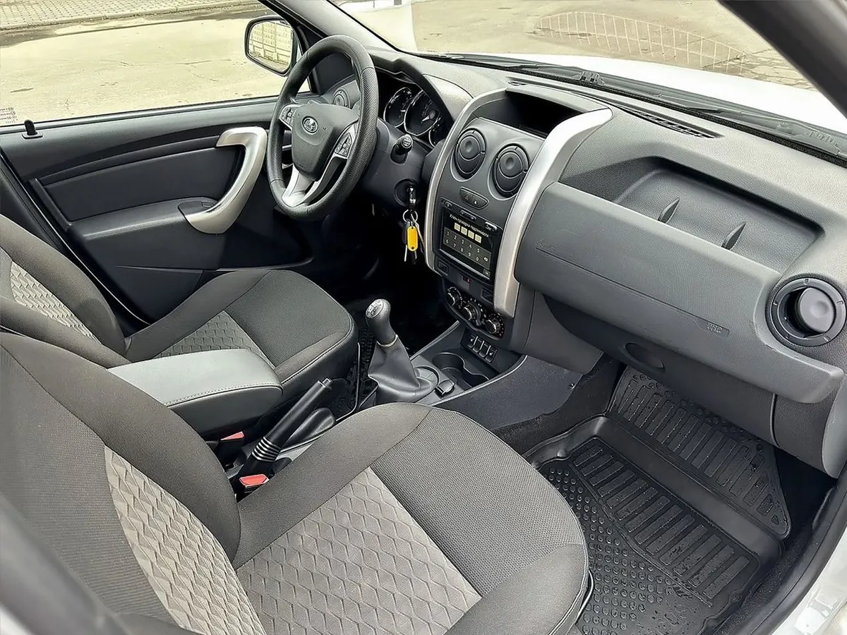 ВАЗ (Lada) Largus 1.6 MT (106 л.с.)