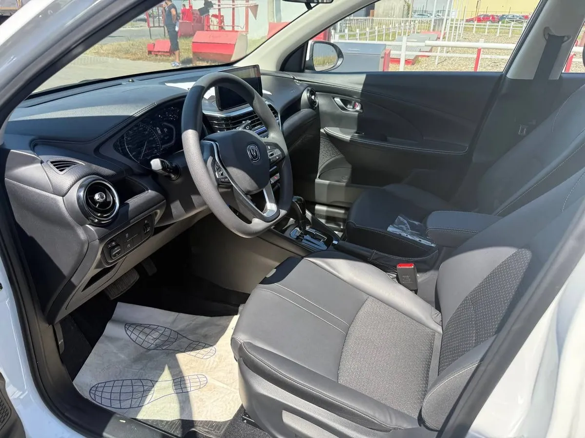 Changan Alsvin 1.5 AMT (107 л.с.)