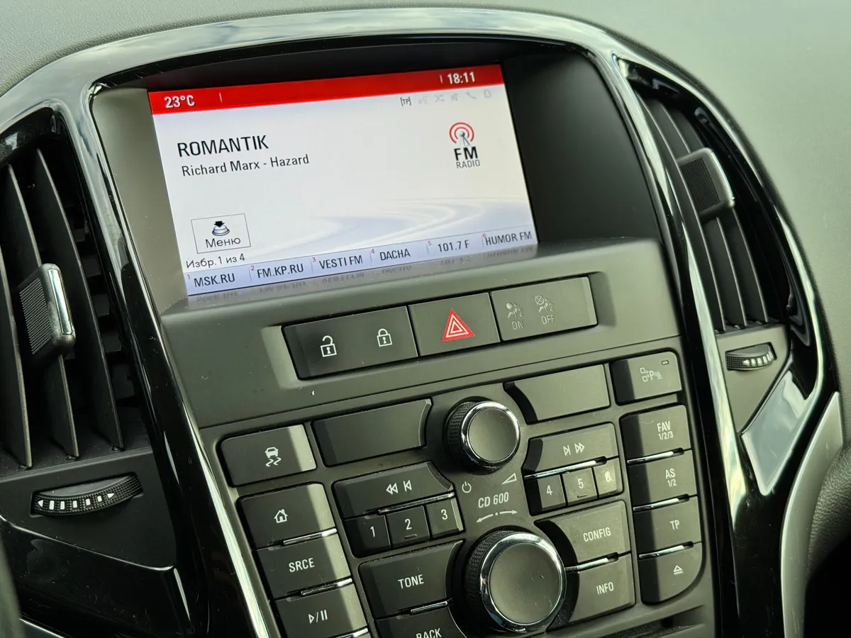 Opel Astra 1.4 Turbo AT (140 л.с.)