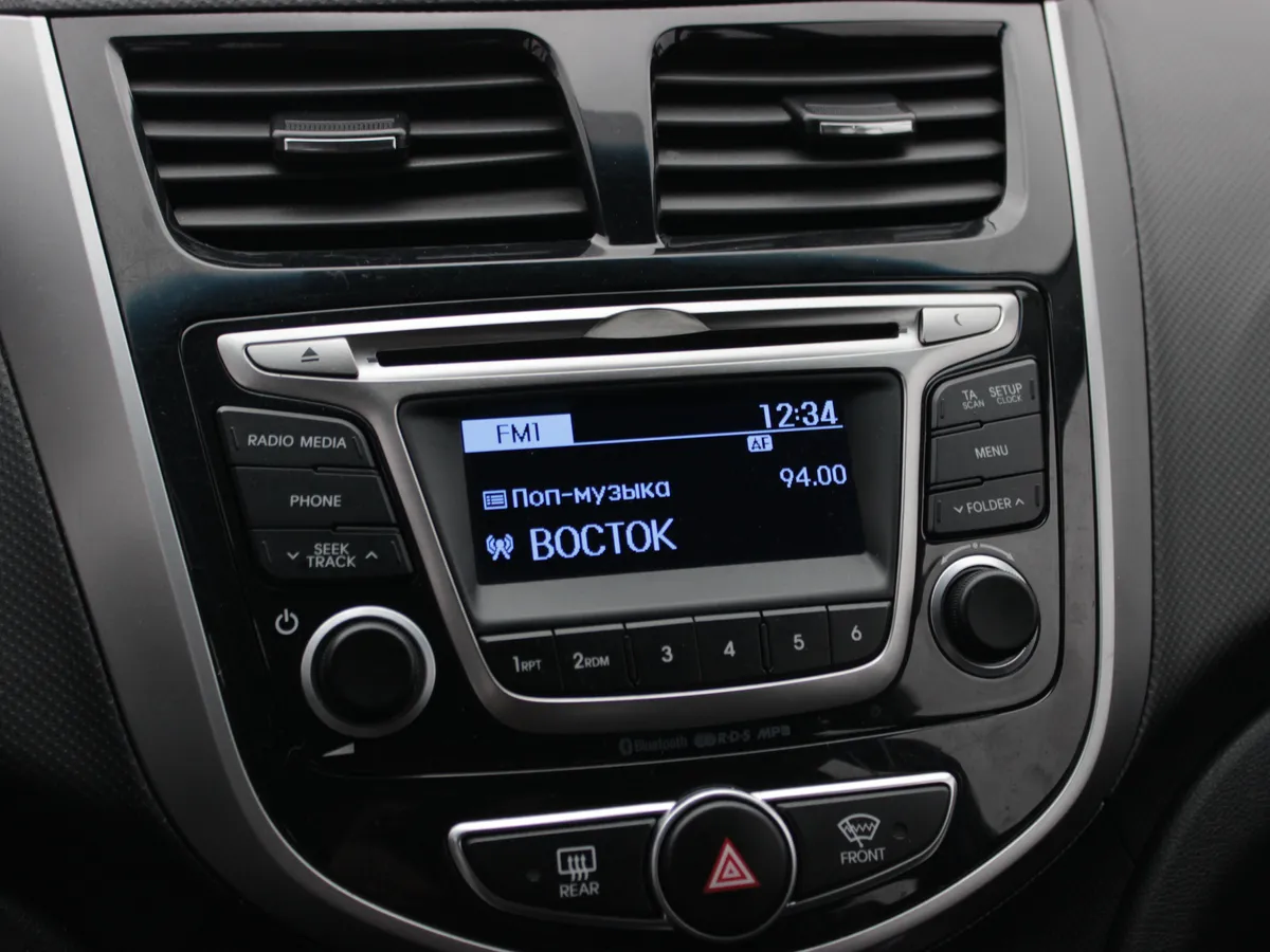 Hyundai Solaris 1.6 AT (123 л.с.)