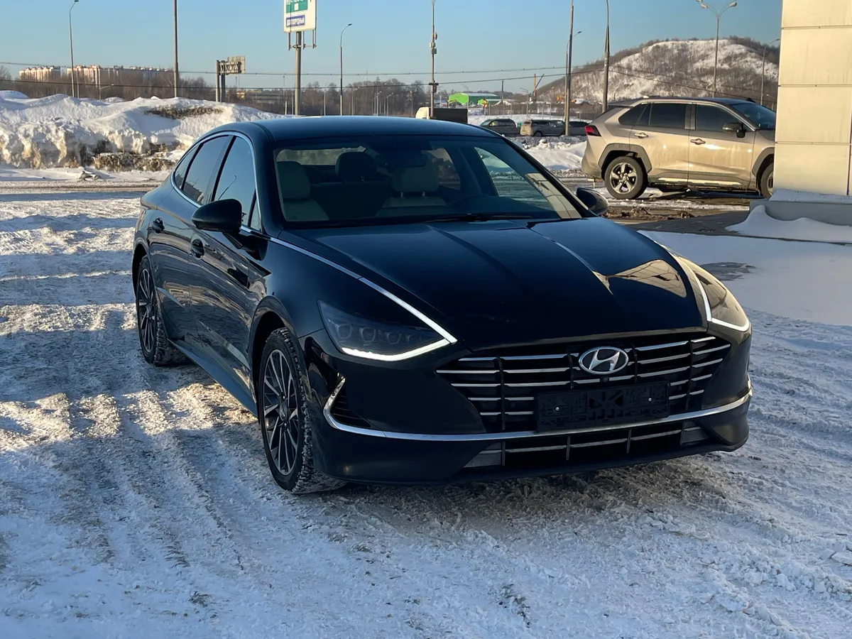 картинка Hyundai Sonata 2.5 (180 л.с.) бензин, АКПП, передний привод от galaxy-auto