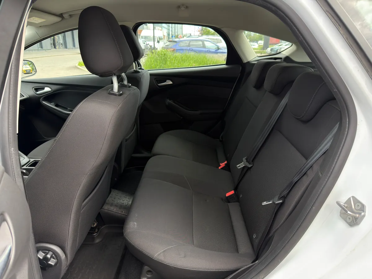 Ford Focus 1.6 Ti-VCT PowerShift (105 л.с.)