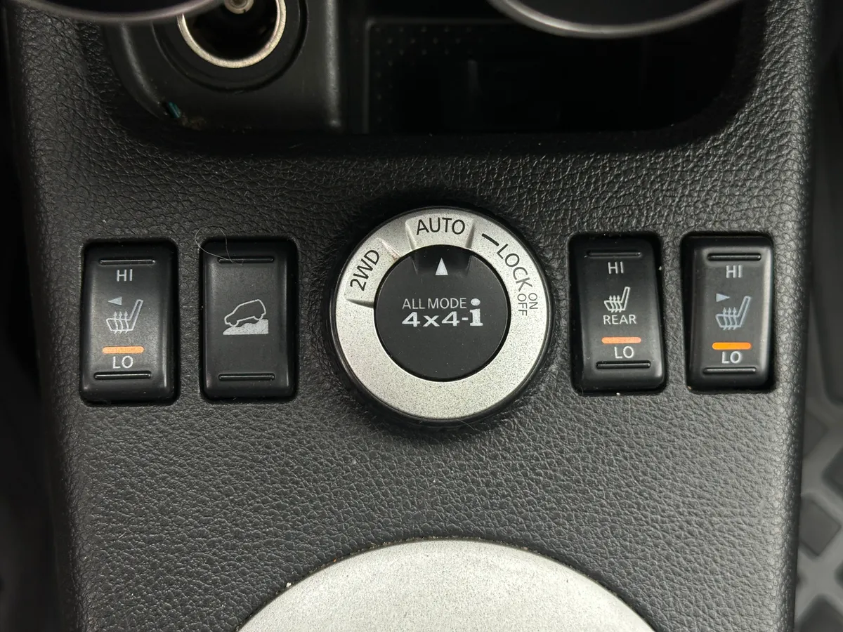 Nissan X-Trail 2.5 CVT AWD (169 л.с.)