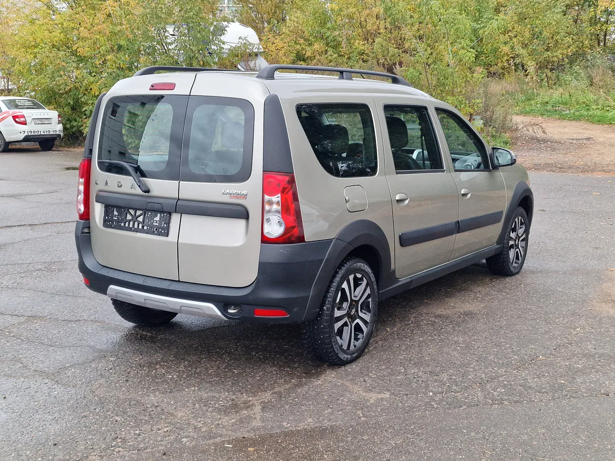 ВАЗ (Lada) Largus 1.6 MT (106 л.с.)