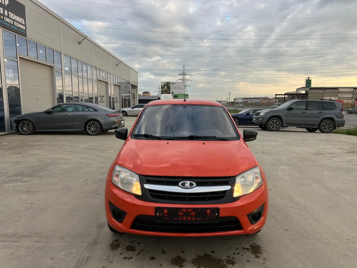 ВАЗ (Lada) Granta 1.6 MT 8кл (87 л.с.)