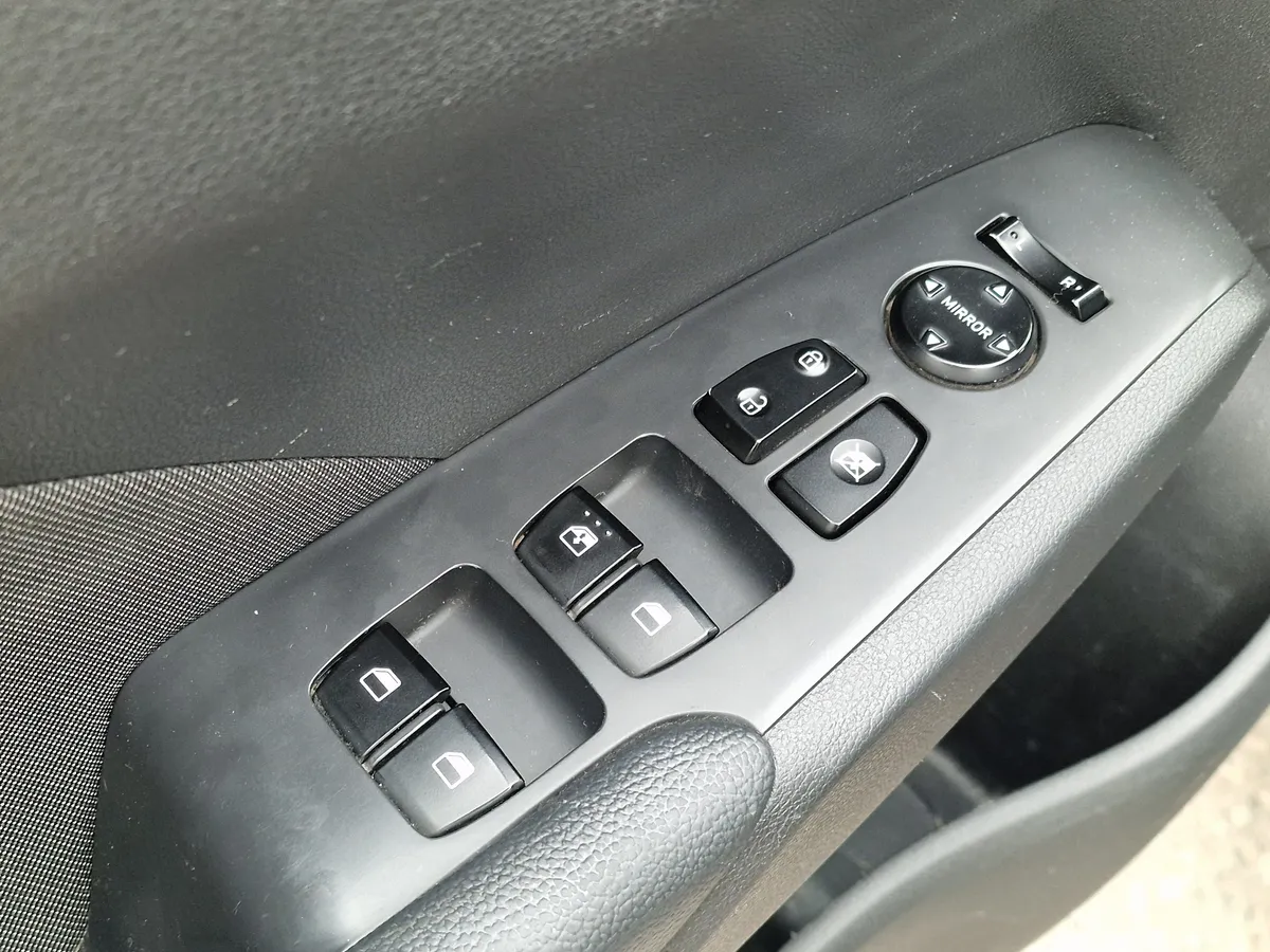 Hyundai Solaris 1.4 AT (100 л.с.)