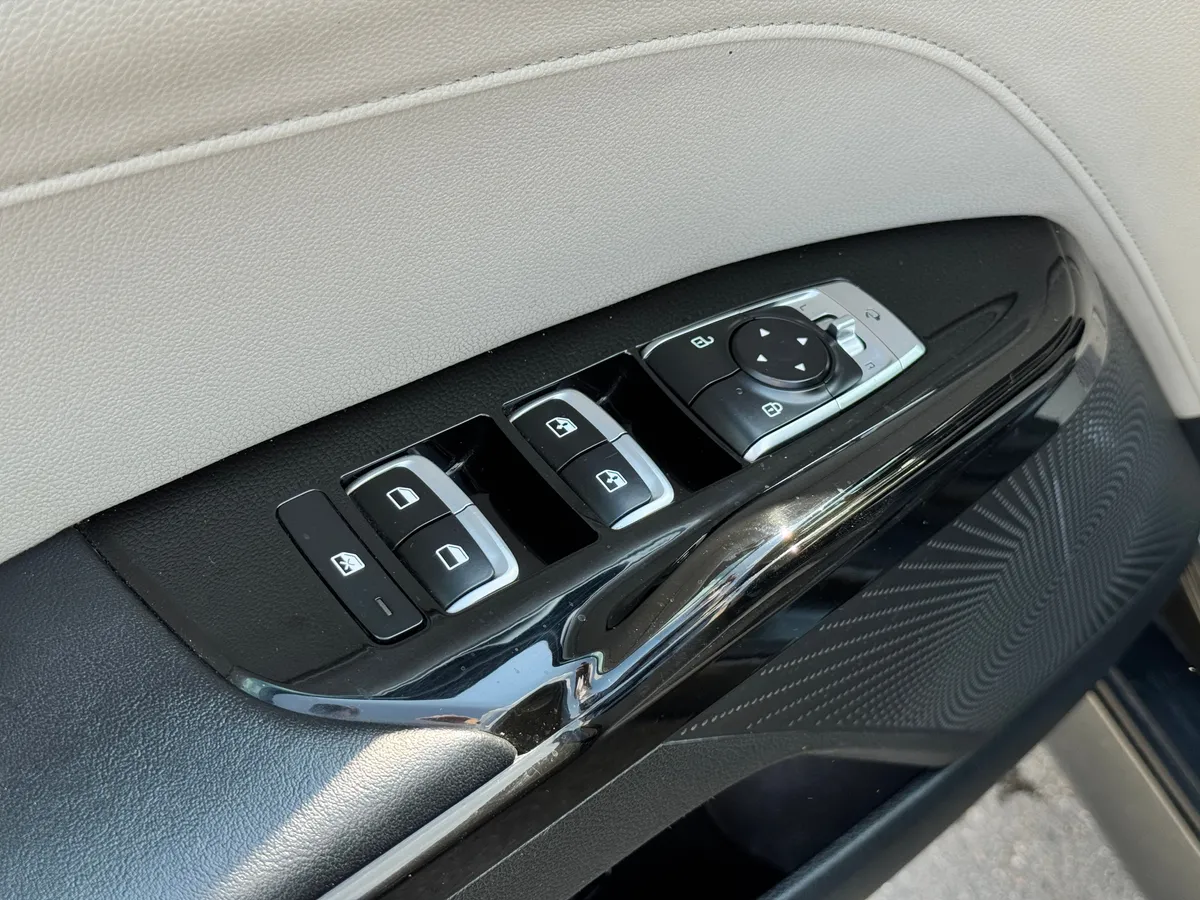 Kia K5 2.5 AT (194 л.с.)