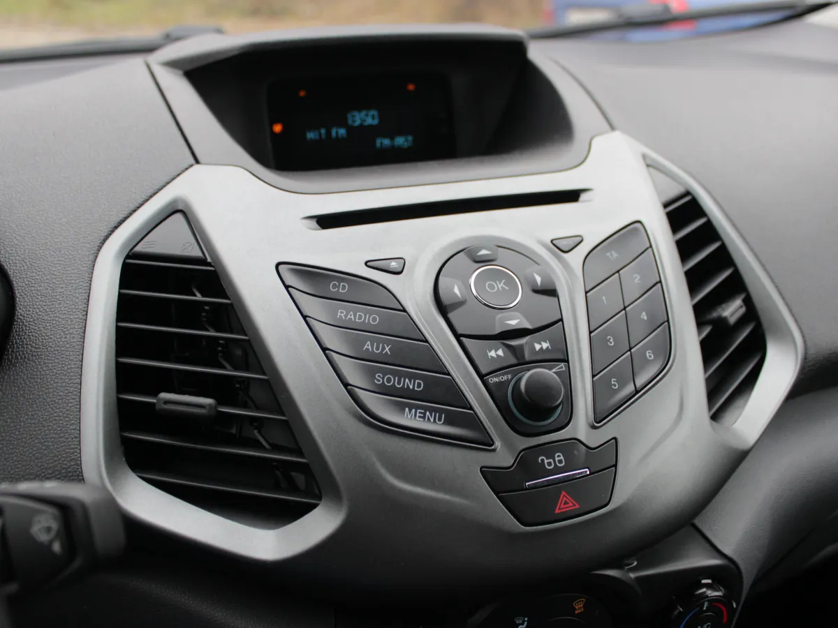 Ford EcoSport 1.6  PowerShift (122 л.с.)